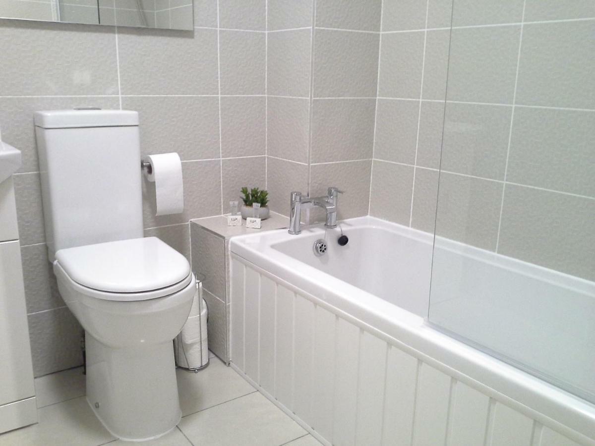 Modern Leith Apartment. Edinburgh Luaran gambar
